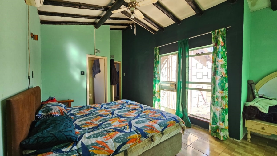 3 Bedroom Property for Sale in Vaalpark Free State
